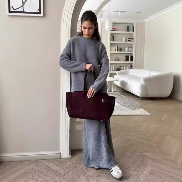 Robe en tricot pour femmes avec une coupe décontractée et des détails élégants Levoire