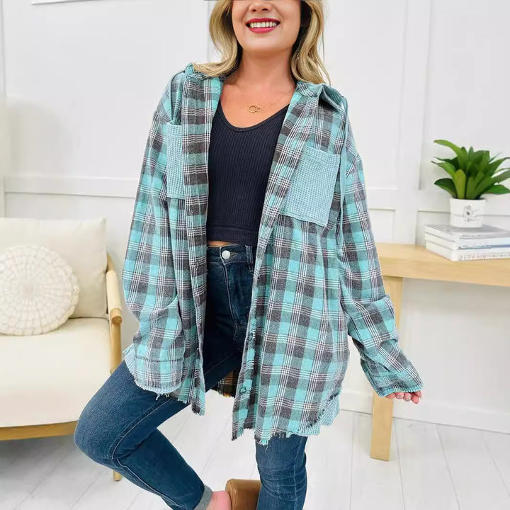 Chemise Veste à Carreaux Oversized pour Femmes avec Détails Frangés Levoire