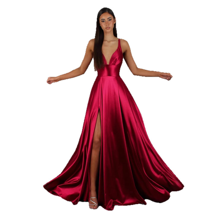 Robe de soirée élégante pour femmes avec décolleté en V profond et jupe fendue haute Levoire