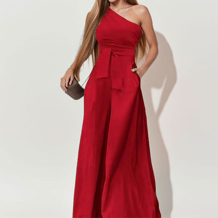 Combinaison élégante pour femme à une épaule avec ceinture à la taille et jambes larges Levoire