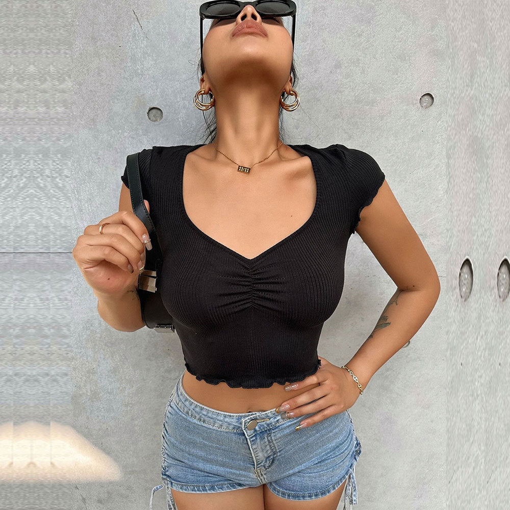 Top court pour femme avec un ruché élastique et un col en V tendance Levoire
