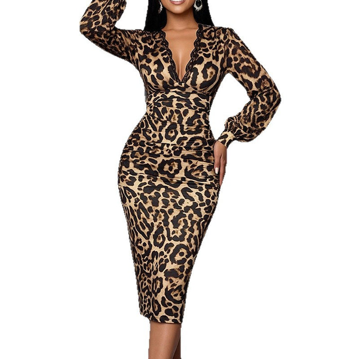 Robe ajustée pour femmes avec motif animal et élégant décolleté en V Levoire