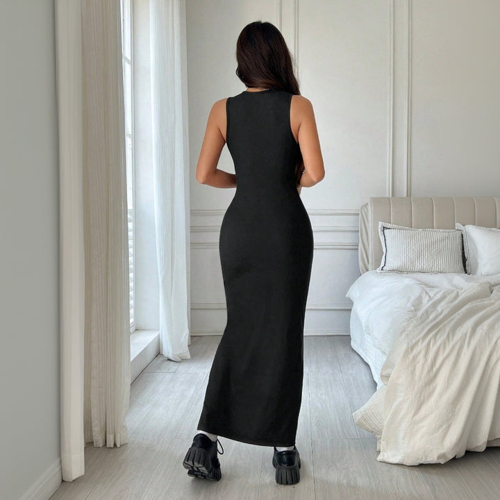 Robe maxi femme avec un laçage sophistiqué et une coupe près du corps Levoire