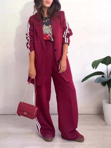 Ensemble blazer féminin à la mode avec des accents sportifs et une coupe décontractée Levoire