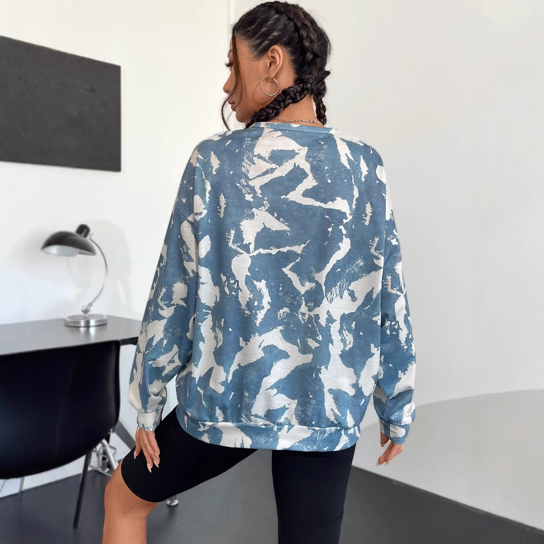 Sweatshirt décontracté pour femmes avec un motif camouflage moderne et une coupe oversize Levoire