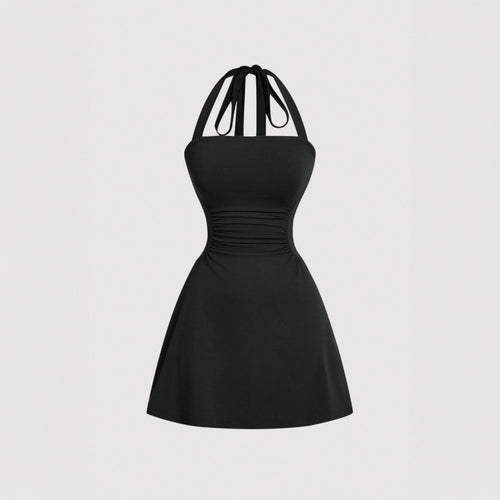 Robe halter pour femmes avec drapé flatteur pour la silhouette et design de laçage arrière élégant Levoire