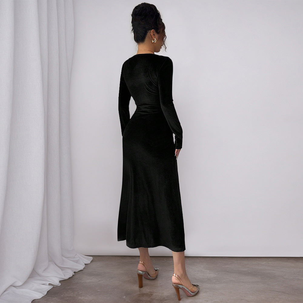 Robe midi femme avec un élégant décolleté carré et des détails de volants raffinés Levoire