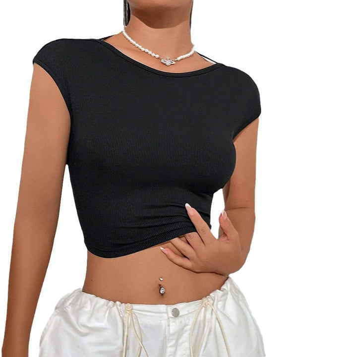 T-shirt court femme avec un design de côtelés harmonieux et un col rond à la mode Levoire