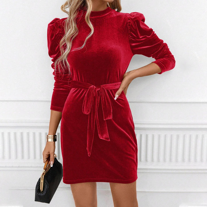 Robe mini en velours élégante pour femmes avec ceinture à nœud et manches bouffantes sophistiquées Levoire