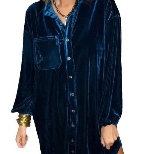 Robe de plage pour femmes en velours doux avec des détails de bouton pratiques Levoire