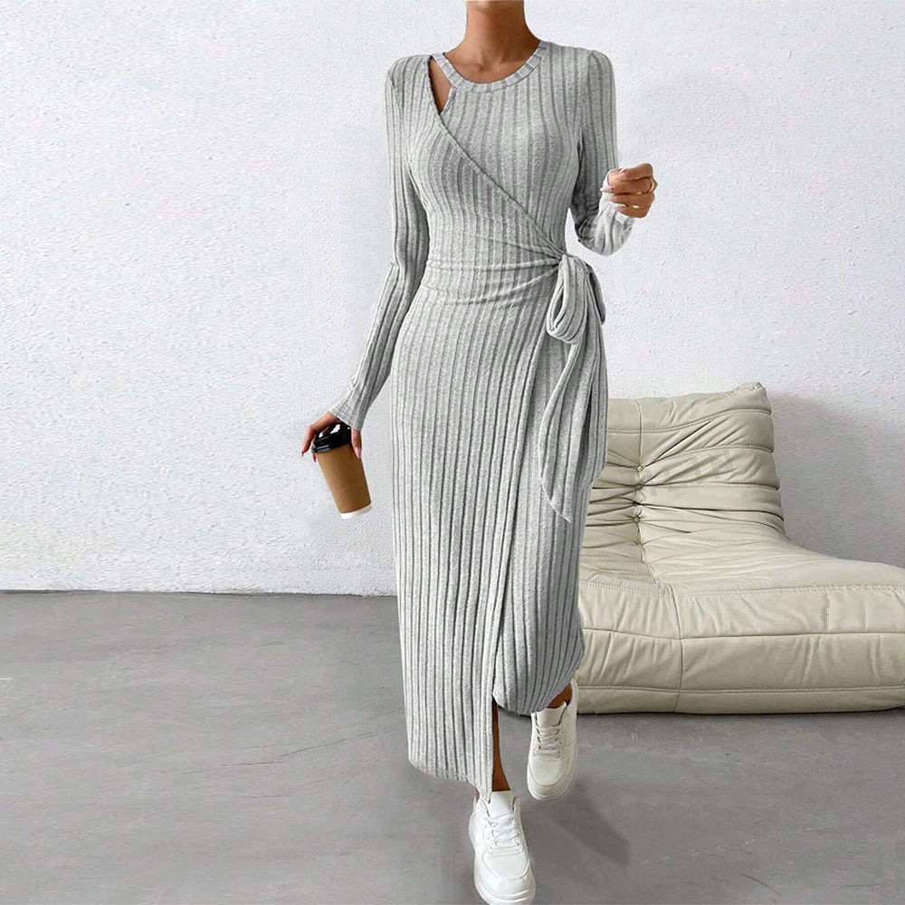 Robe portefeuille pour femmes avec de fines structures en côte et une coupe élégante Levoire