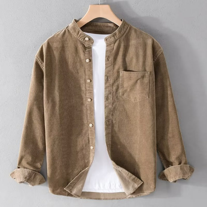 Veste chemise en corduroy pour femmes avec col montant moderne et poche poitrine pratique Levoire