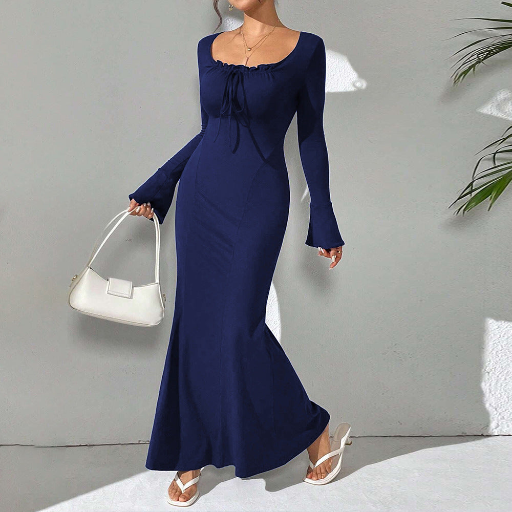 Robe maxi pour femme avec un élégant col en V et un ourlet fluide Levoire