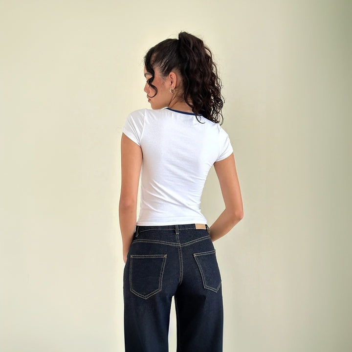 Top court pour femme avec décolleté en trou de clé décoratif et ourlet élastique Levoire