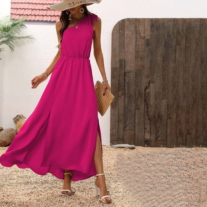 Robe maxi femme avec décolleté asymétrique et fente élégante Levoire