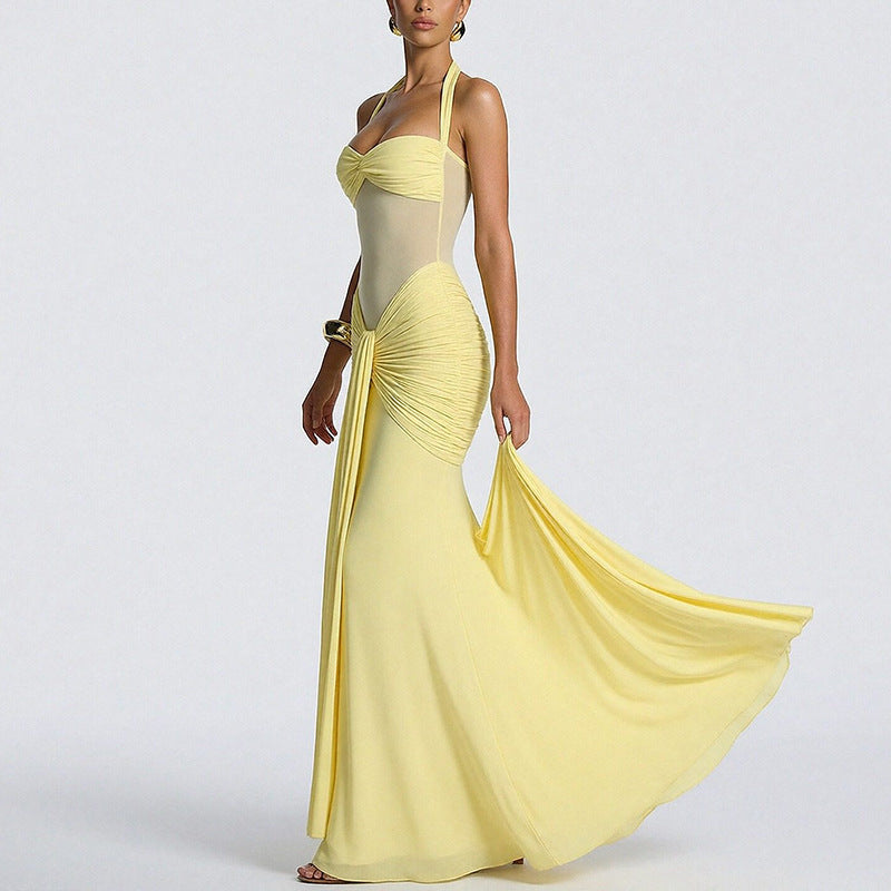 Robe de soirée glamour pour femmes avec plis élaborés et coupe ajustée Levoire