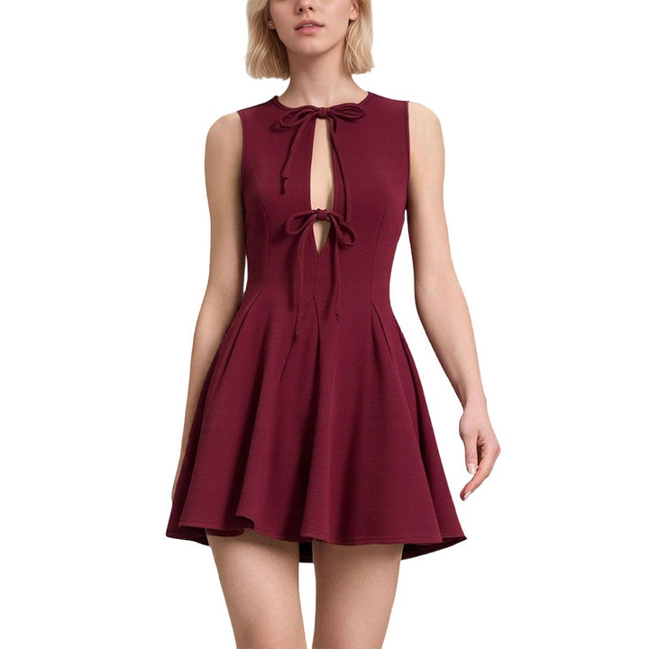 Robe mini femme avec décolleté plongeant et lien de tirage ludique Levoire