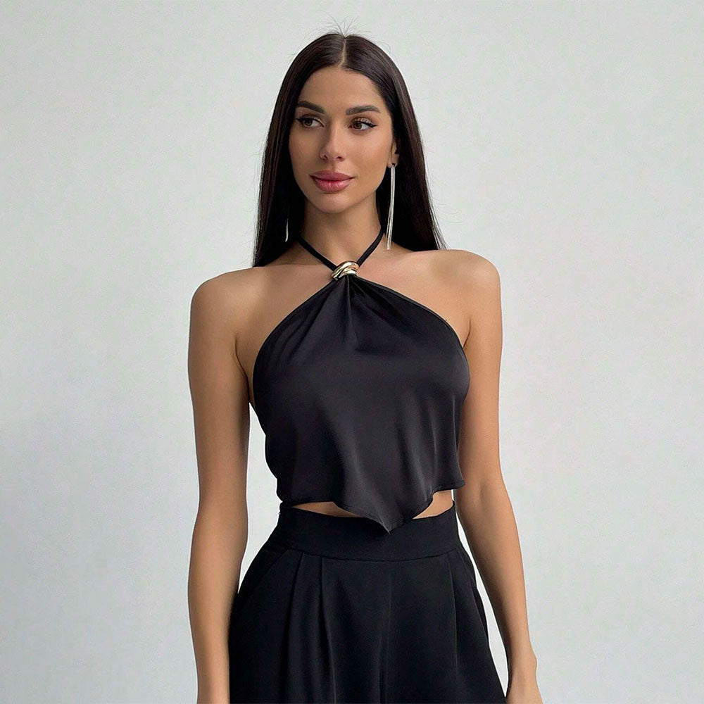 Haut halter élégant pour femmes avec tissu brillant et nœud décoratif Levoire