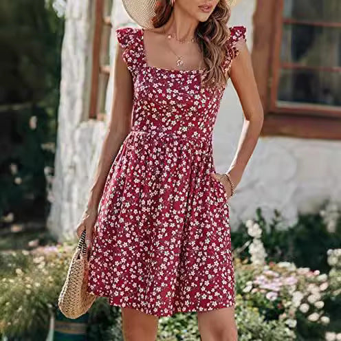 Robe d'été pour femmes avec des manches froncées et une fente Levoire