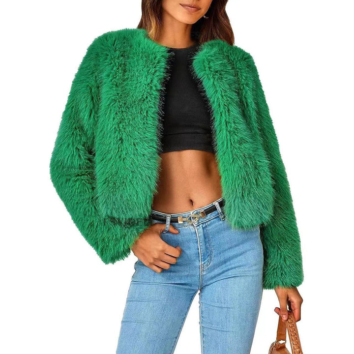 Veste en polaire pour femme avec un design en fourrure luxueux et des manches volumineuses Levoire