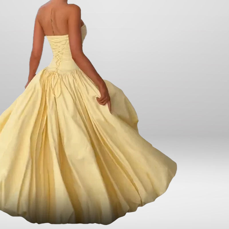 Robe maxi bandeau de haute qualité pour femmes avec fente élégante et jupe volumineuse Levoire