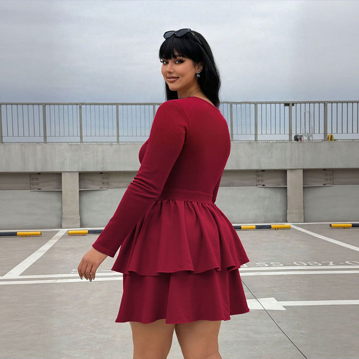 Robe mini femme avec encolure carrée et ceinture à volants Levoire