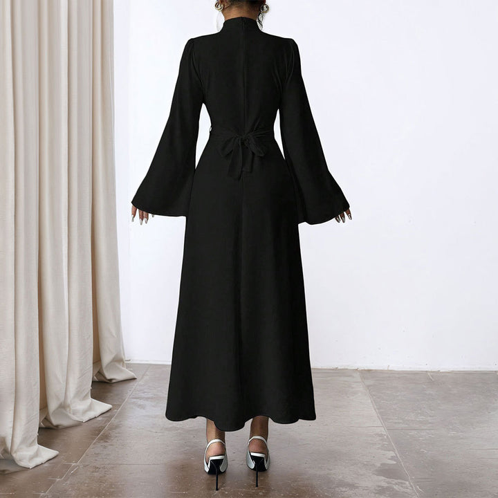 Robe Maxi Élegante pour Femmes avec Manches Fluentes et Col Haut Levoire
