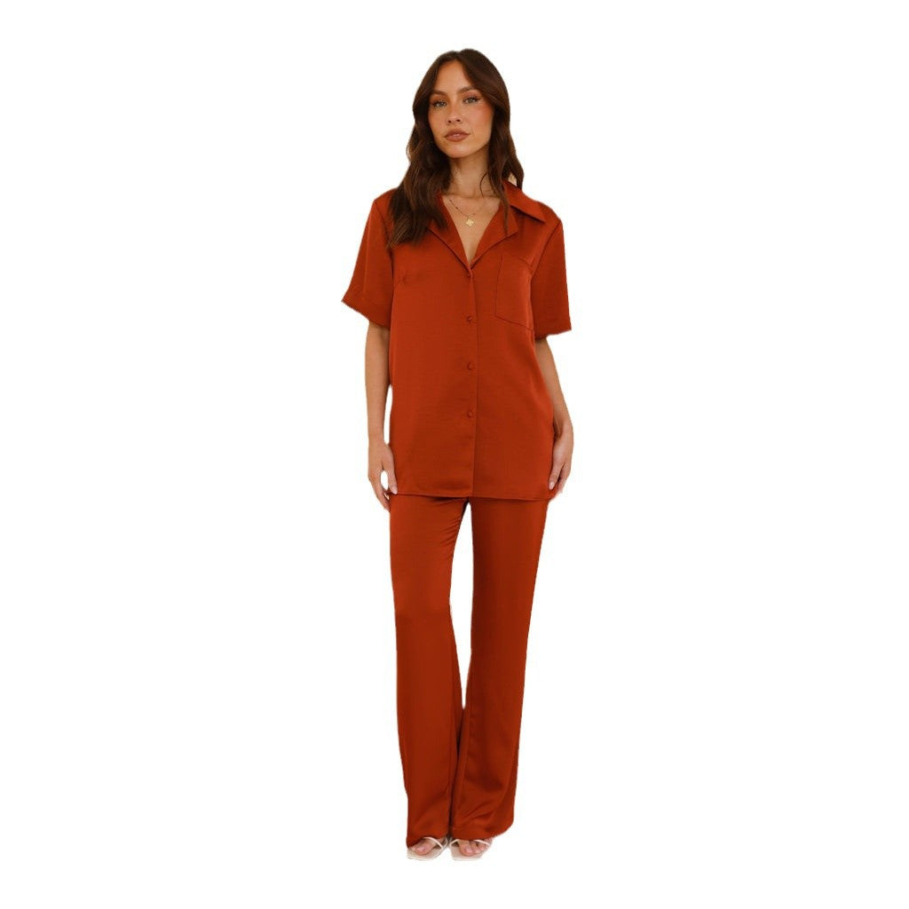 Ensemble de pyjama en satin pour femmes avec blouse élégante à manches courtes et pantalon loose Levoire