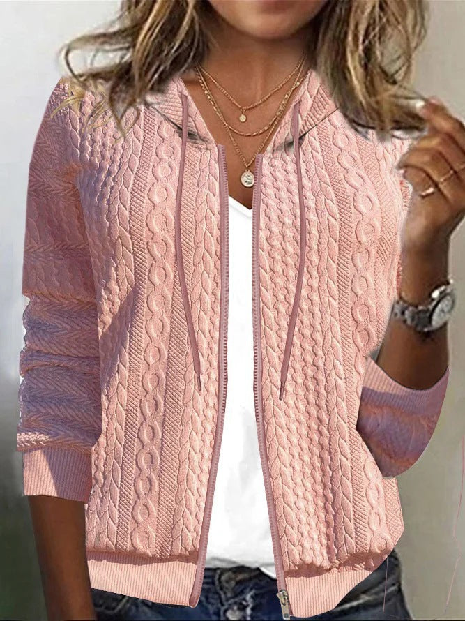 Cardigan féminin avec motif en fine câble et capuche Levoire