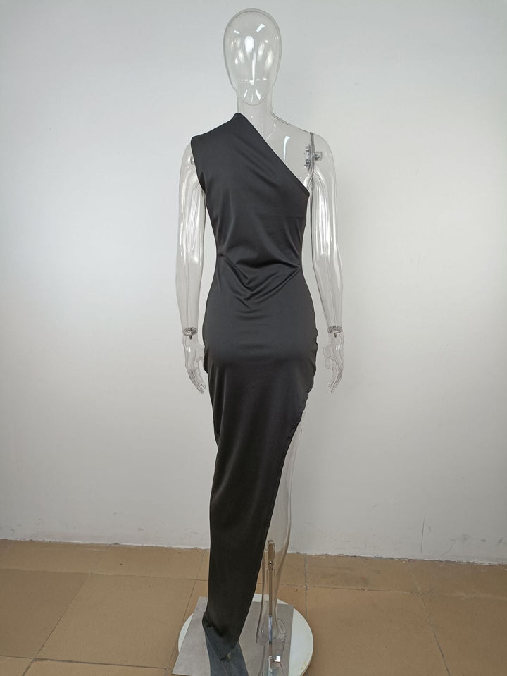 Levoire | Robe Maxi À Une Épaule Avec Décolleté Off-Shoulder Fente Latérale Élevée