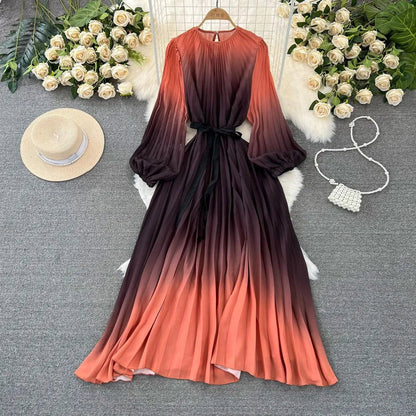 Levoire | Robe plissée en A avec dégradé mi-long Khaki Taille libre