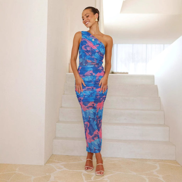 Robe maxi flatteuse pour femme avec strap asymétrique et design floral Levoire