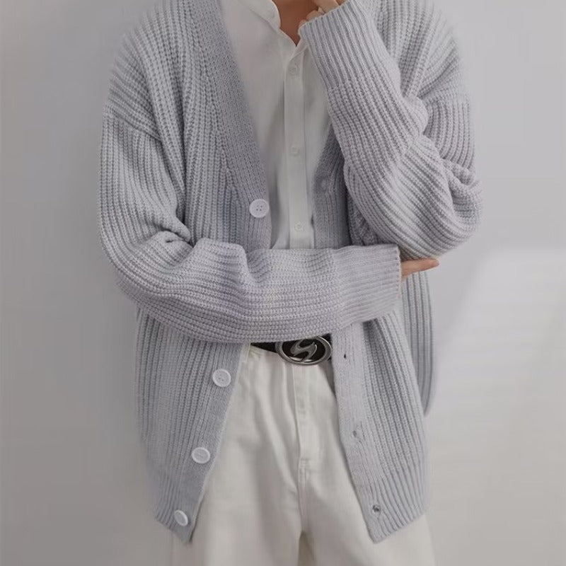 Cardigan pour femmes en mélange de coton doux avec une élégante patte de boutonnage Levoire
