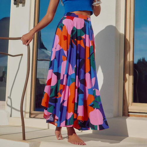 Jupe maxi d'été pour femmes avec un mélange de motifs vibrants et une coupe fluide Levoire