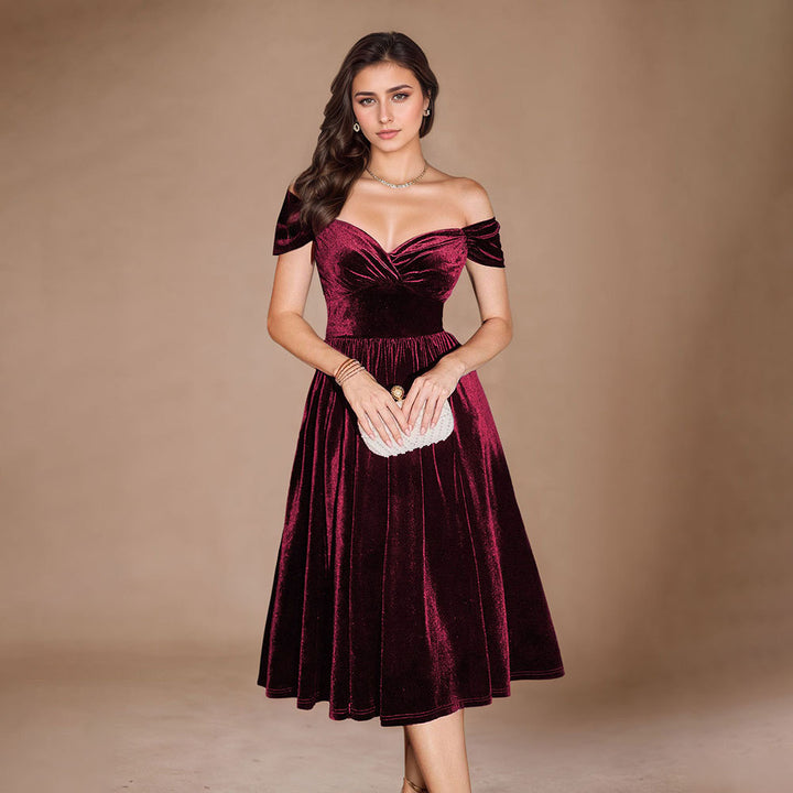 Robe midi femme en velours luxueux avec décolleté en V profond et coupe élégante Levoire