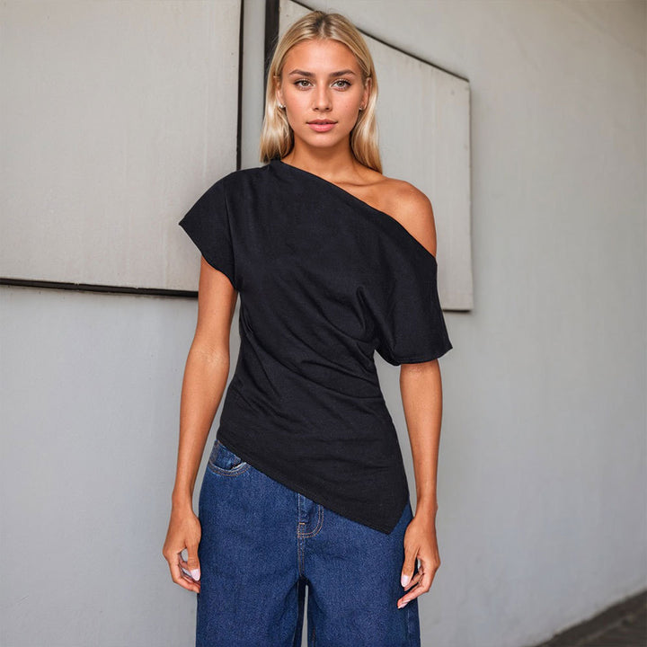 Top asymétrique pour femmes avec design épaule dénudée et détails drapés à la mode Levoire