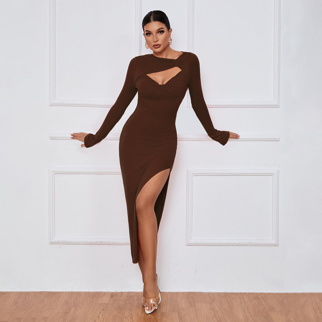Robe élégante à manches longues pour femmes avec découpe stylée et fente haute Levoire