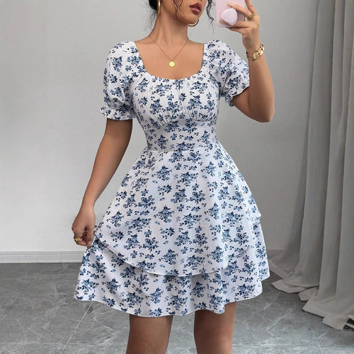 Robe mini imprimée de fleurs pour femmes avec des manches bouffantes volumineuses et un ourlet swing
