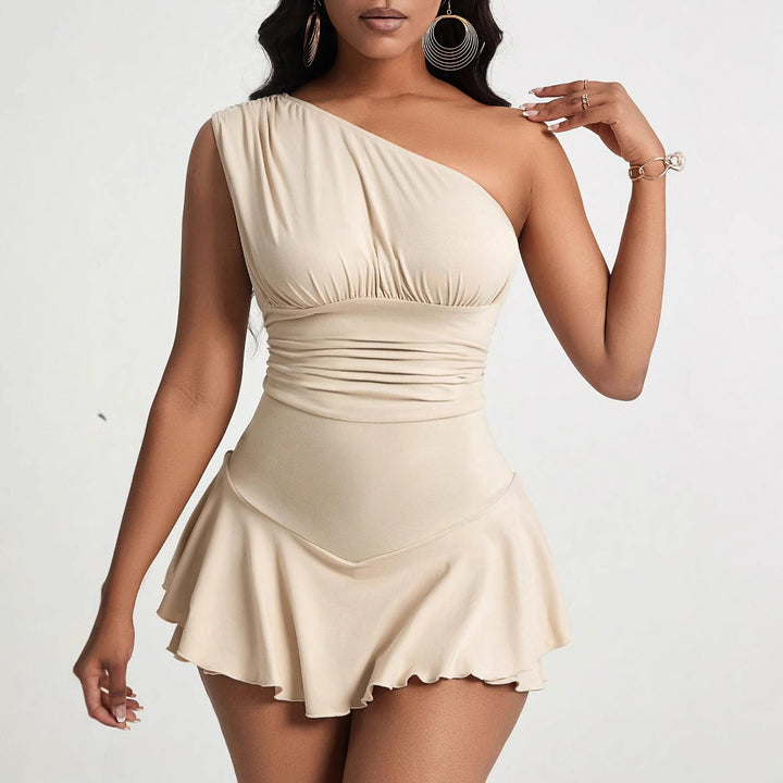 Robe mini asymétrique pour femmes en matériau doux et avec un design drapé élégant Levoire