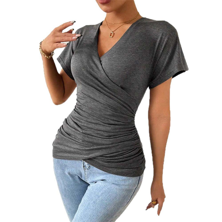 Tunique enveloppante pour femmes avec drapés flatteurs pour la silhouette et un élégant décolleté en V Levoire