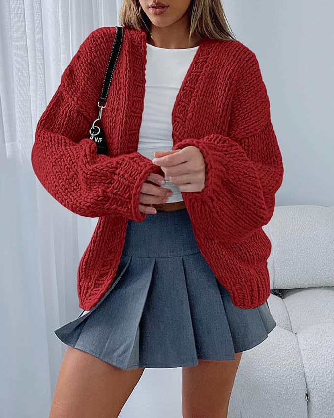 Cardigan en tricot doux pour femme avec des manches volumineuses et un devant ouvert Levoire