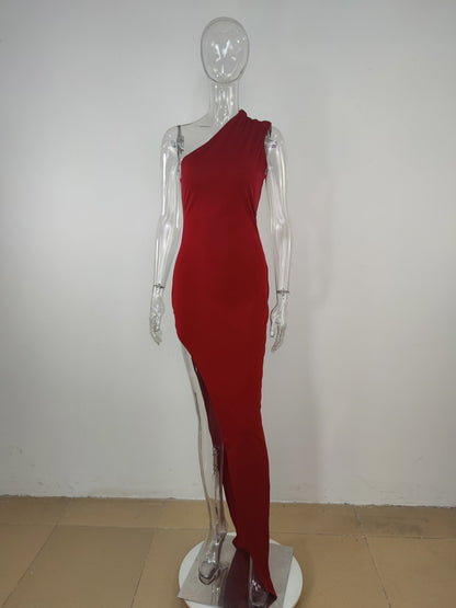 Levoire | Robe Maxi À Une Épaule Avec Décolleté Off-Shoulder Fente Latérale Élevée