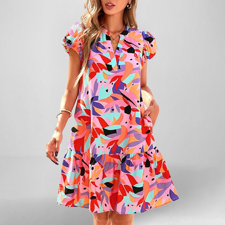 Robe courte à manches courtes fluides pour femmes avec ourlet froncé raffiné Levoire