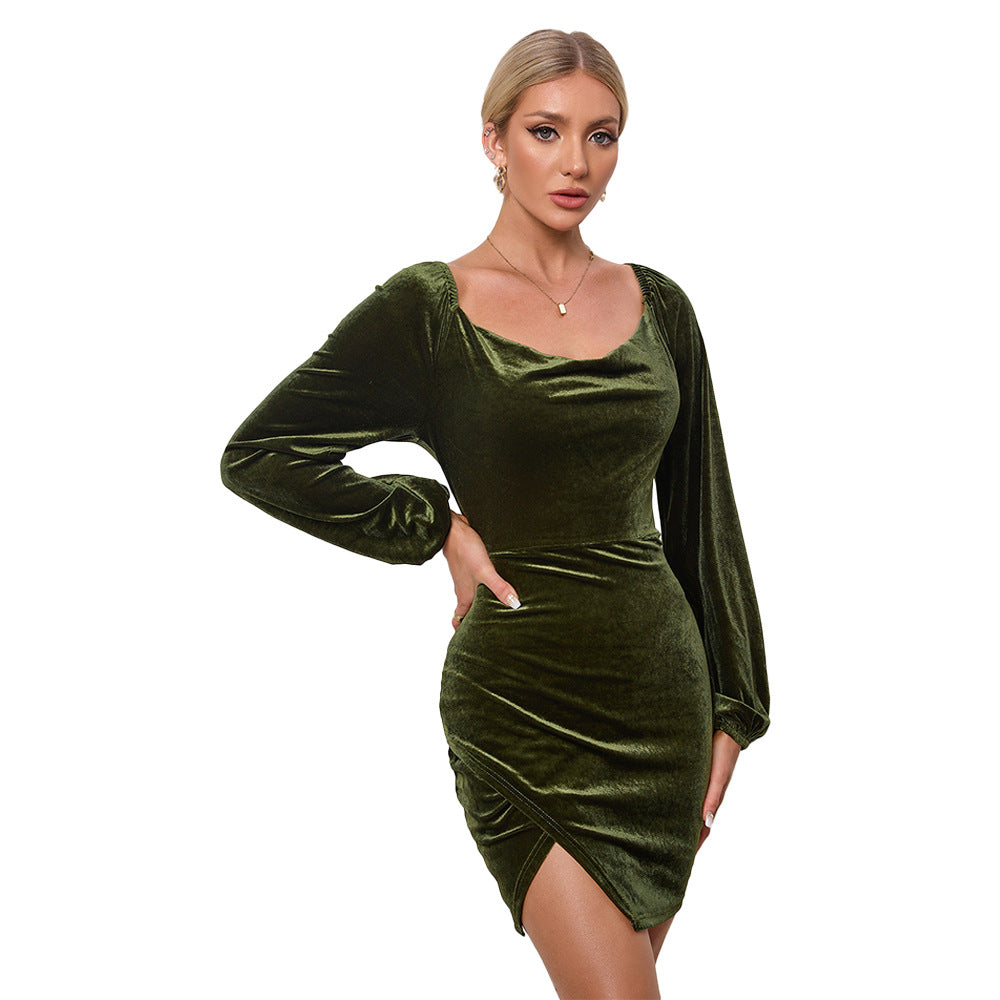 Robe mini en velours pour femme avec un col en œillet élégant et des manches bouffantes élégantes Levoire