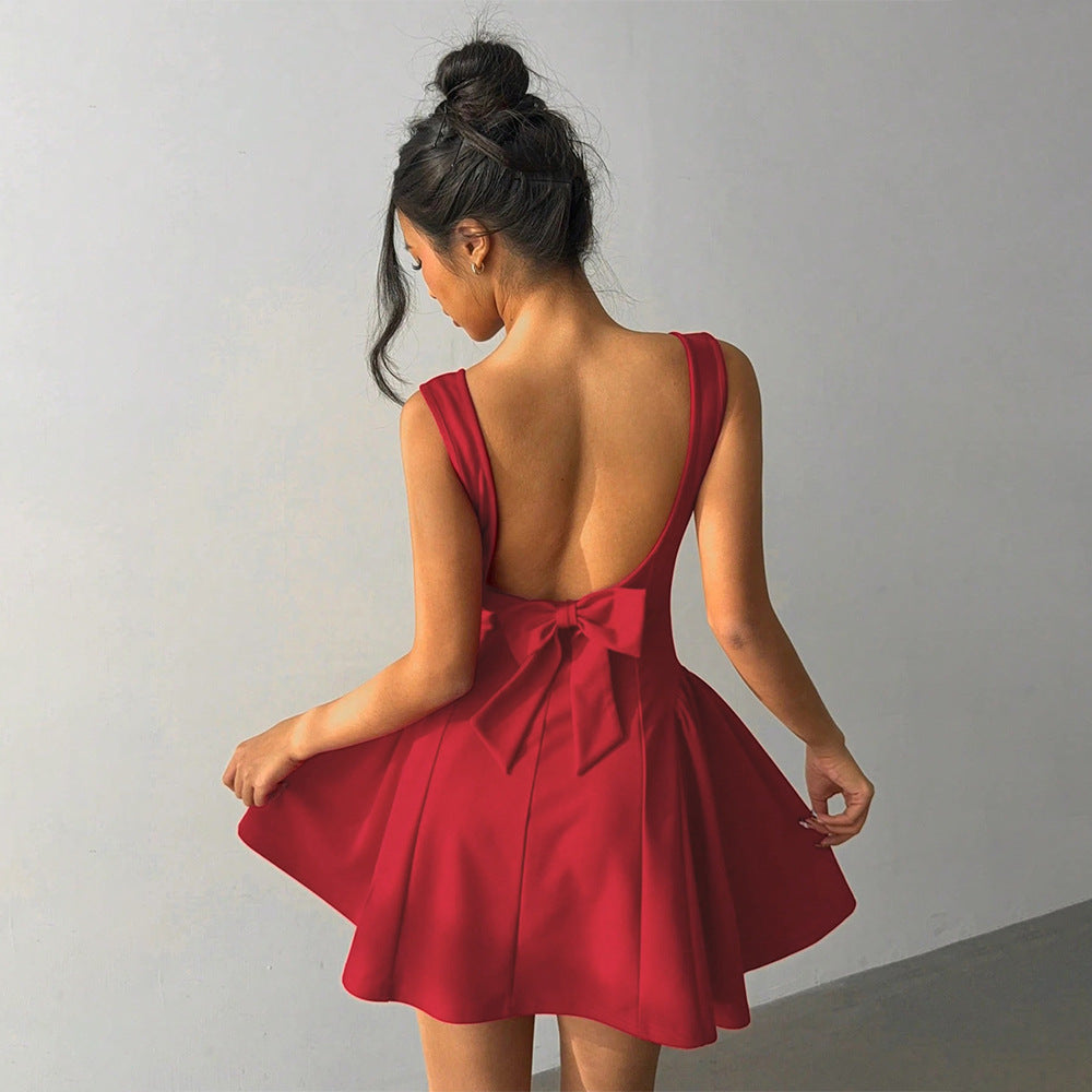 Robe femme avec coupe ajustée et décolleté carré élégant Levoire