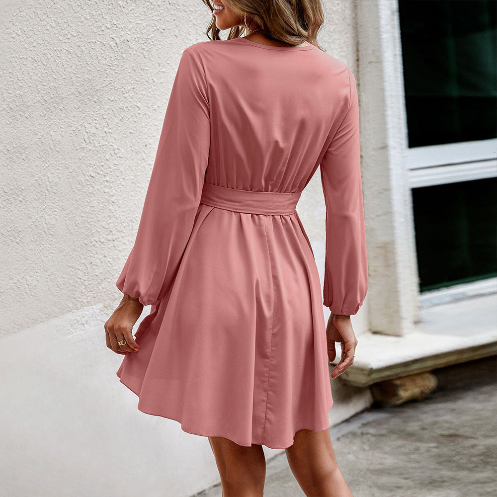 Robe portefeuille pour femmes avec manches longues et ceinture élégante à la taille Levoire