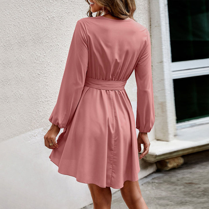 Robe portefeuille pour femmes avec manches longues et ceinture élégante à la taille Levoire