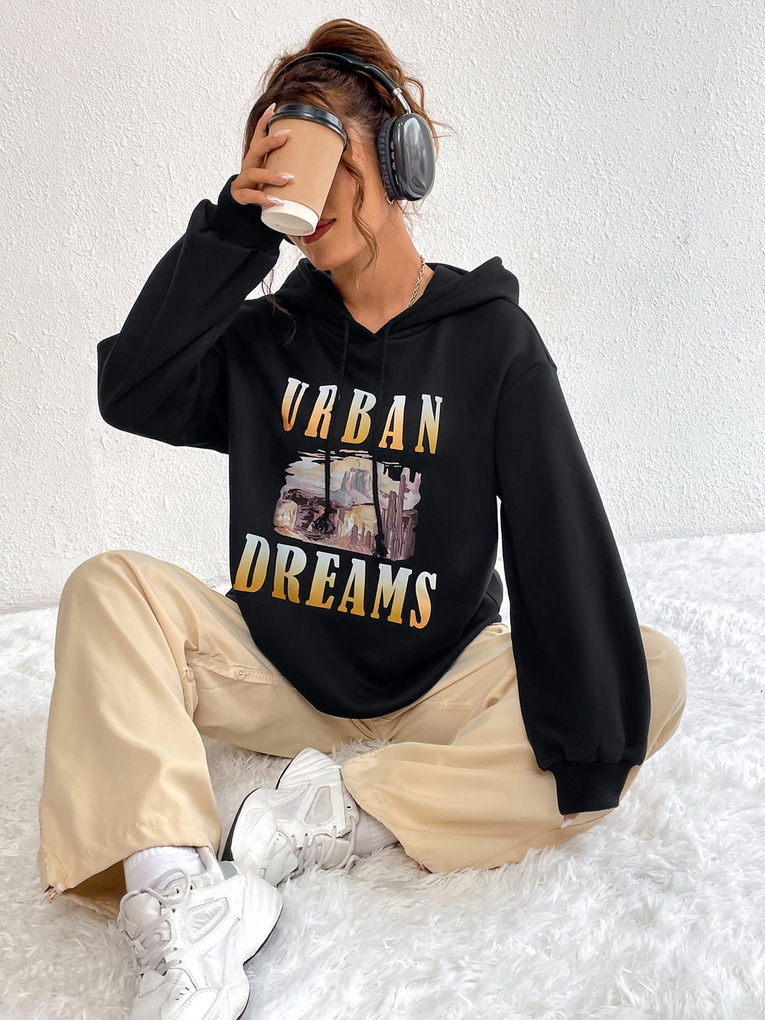 Hoodie surdimensionné pour femmes avec imprimé urbain et capuche Levoire