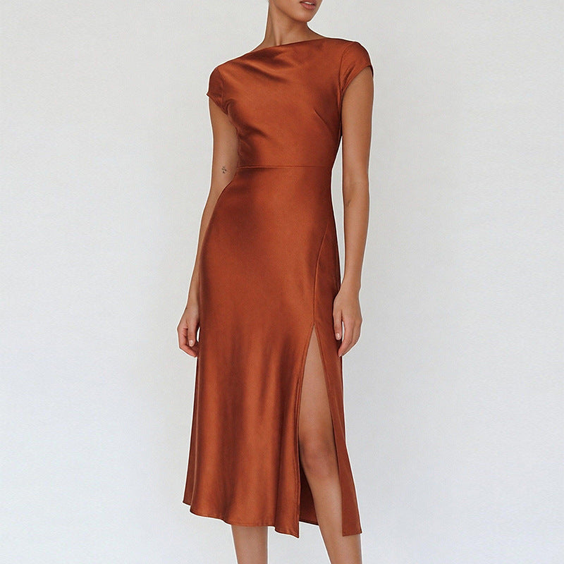 Robe Midi Élégante pour Femme avec Col Montant Chic et Satin Fluide Levoire