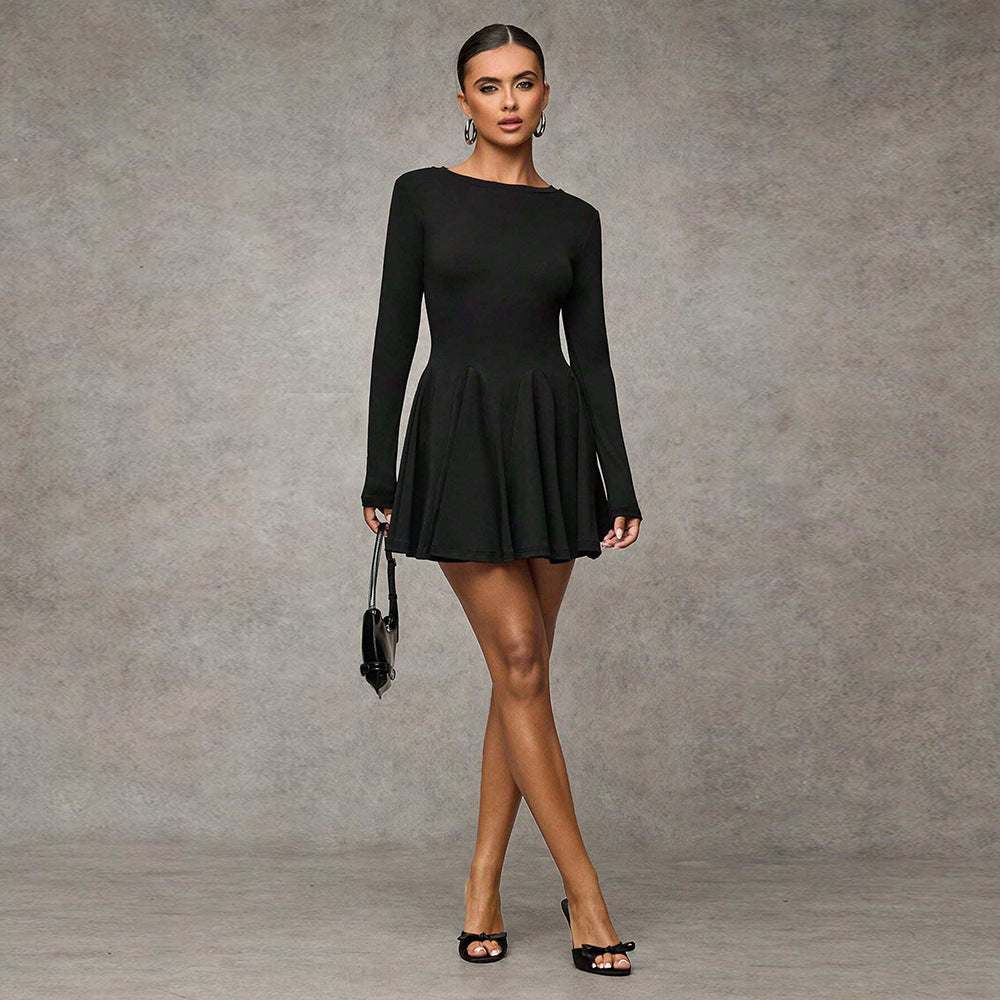 Robe mini femme avec des manches bouffantes élégantes et une jupe évasée Levoire